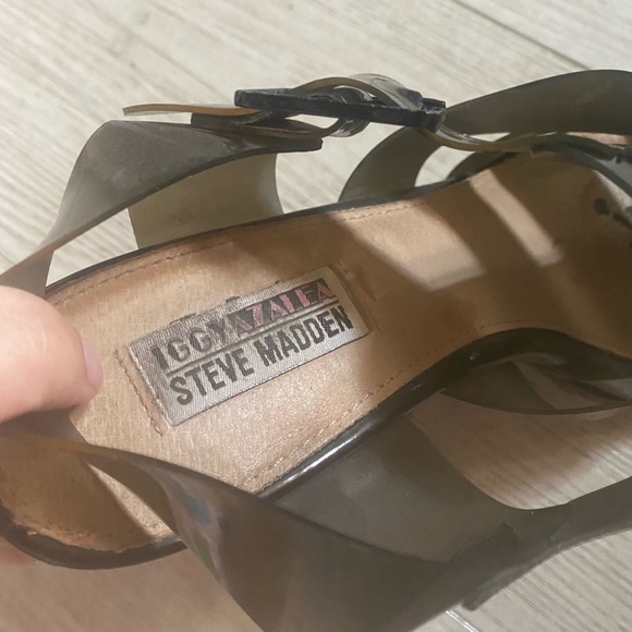 Steve Madden X Iggy Azalea Heels - Picture 2 of 3